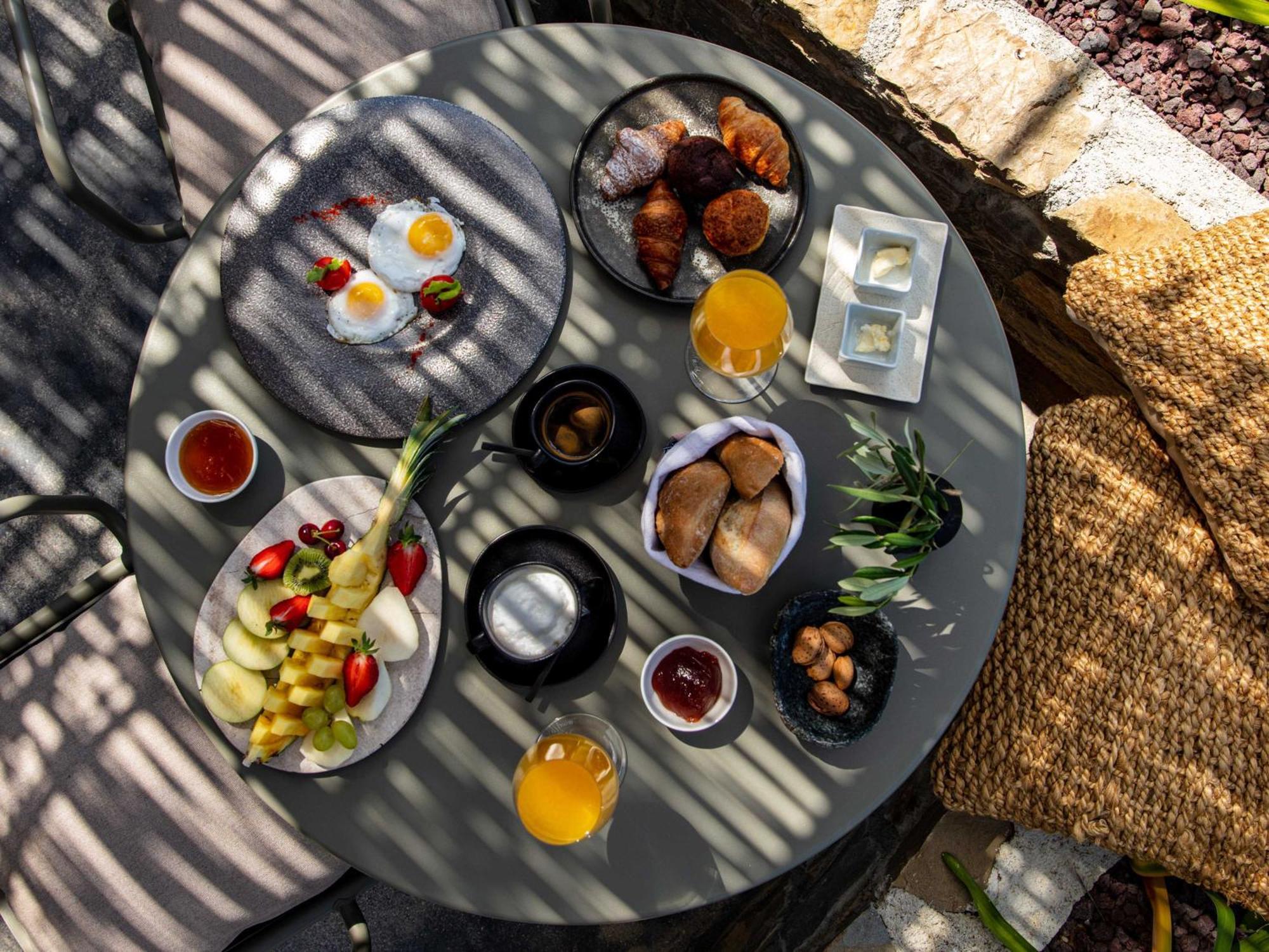 San Canzian Hotel & Residences - Small Luxury Hotels Of The World بوجي المظهر الخارجي الصورة