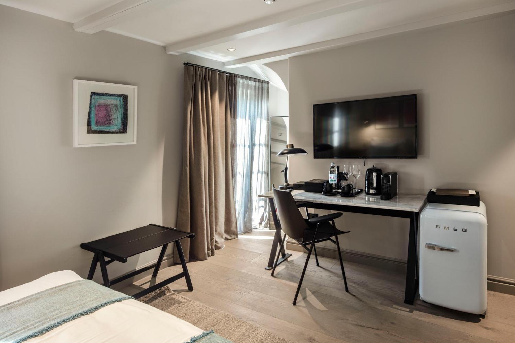 San Canzian Hotel & Residences - Small Luxury Hotels Of The World بوجي الغرفة الصورة
