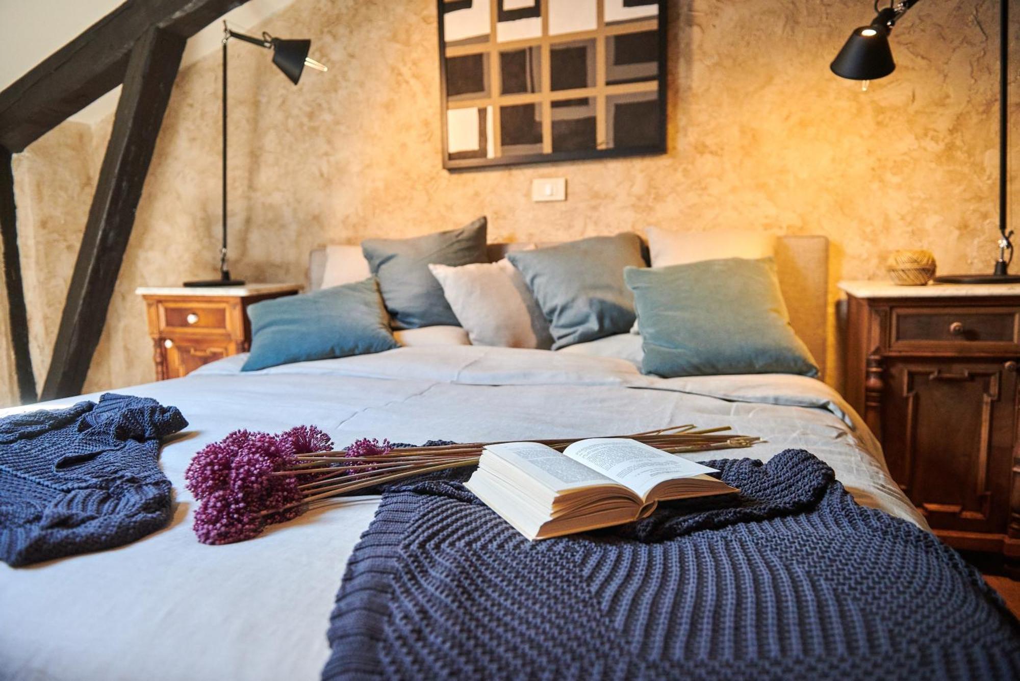 San Canzian Hotel & Residences - Small Luxury Hotels Of The World بوجي الغرفة الصورة
